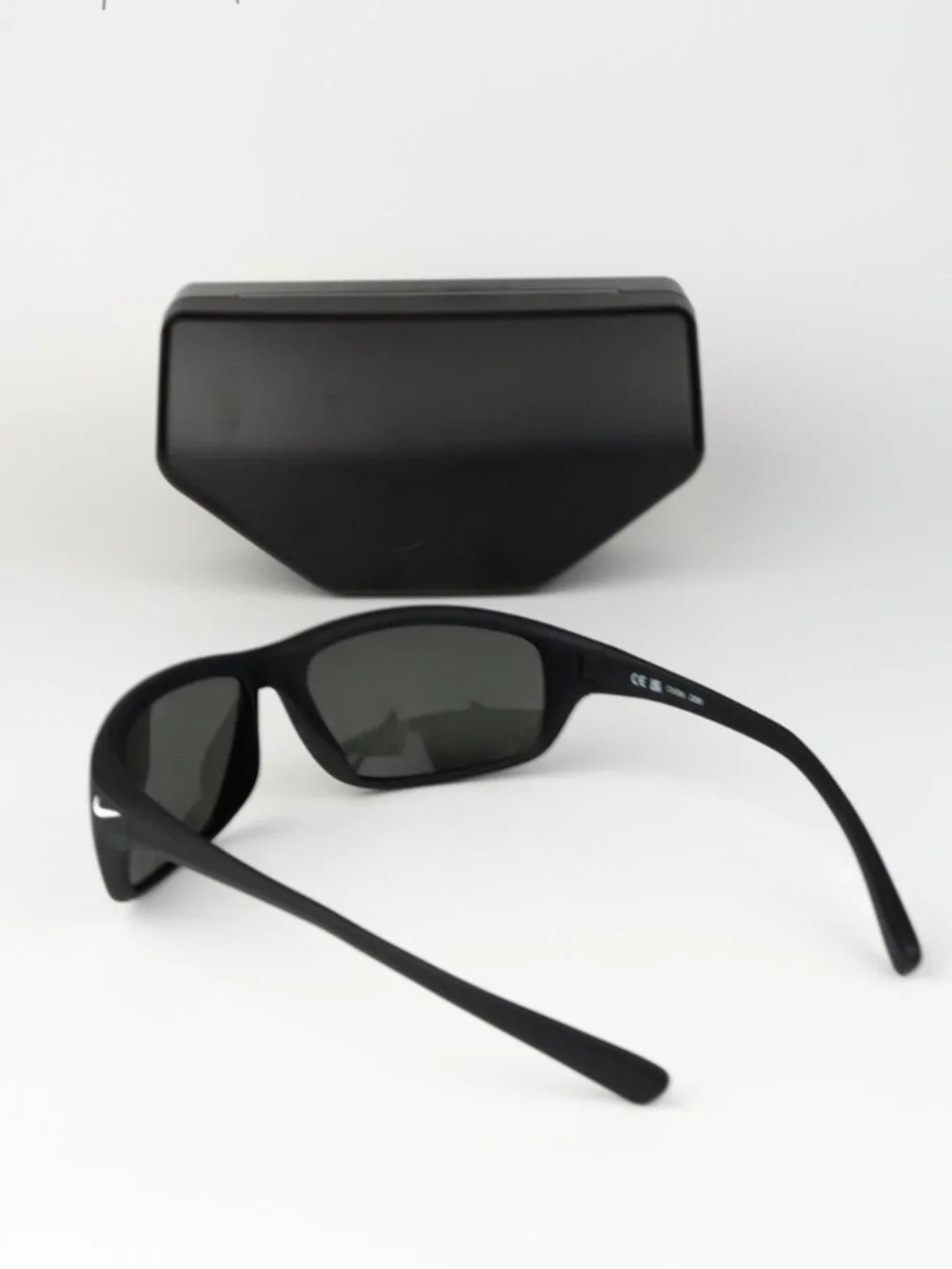 Nike Men Sunglasses Black Grey Polarized Wraparound ADRENALINE P FQ4604 095 NEW